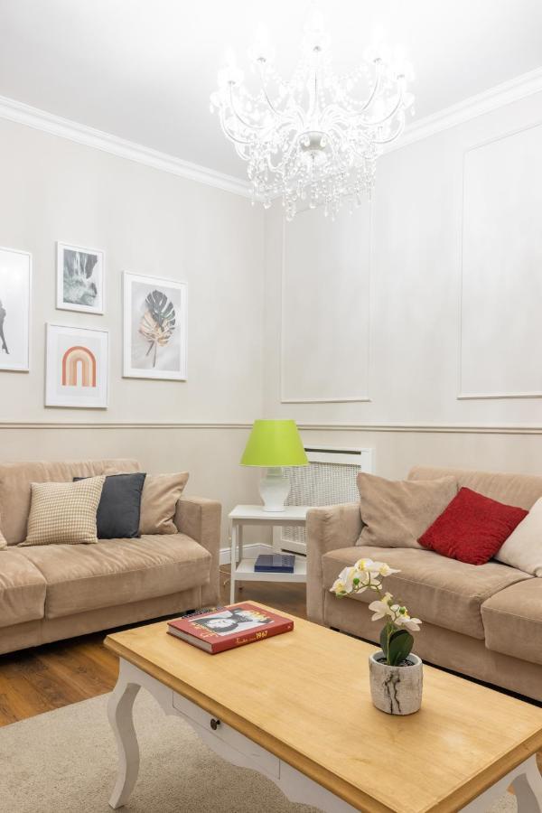 Charming Apartment With Patio A Few Steps From Colosseum Buitenkant foto